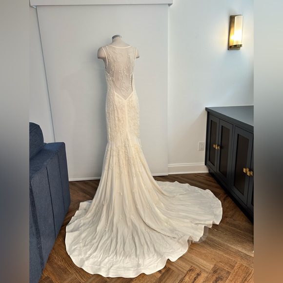 NICOLE MILLER BRIDAL WEDDING DRESS LEIGH OK10000 / PS0004 $3200 SZ 8 - Picture 8 of 17